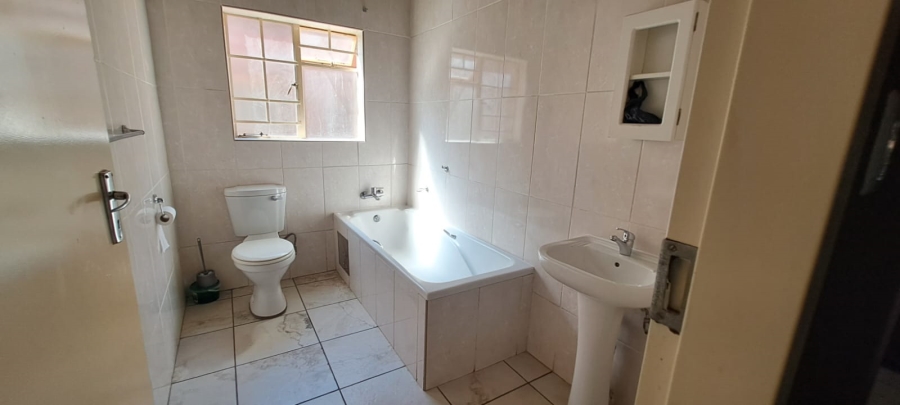 3 Bedroom Property for Sale in Waterval East North West